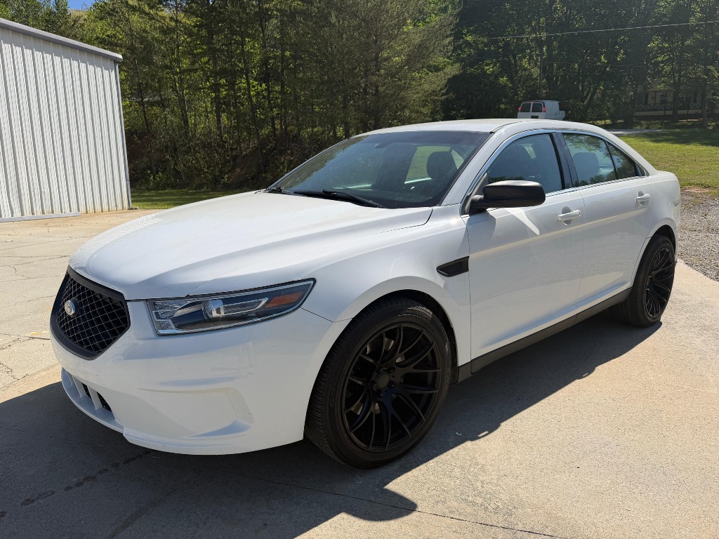 2018 Ford Taurus - $11,995